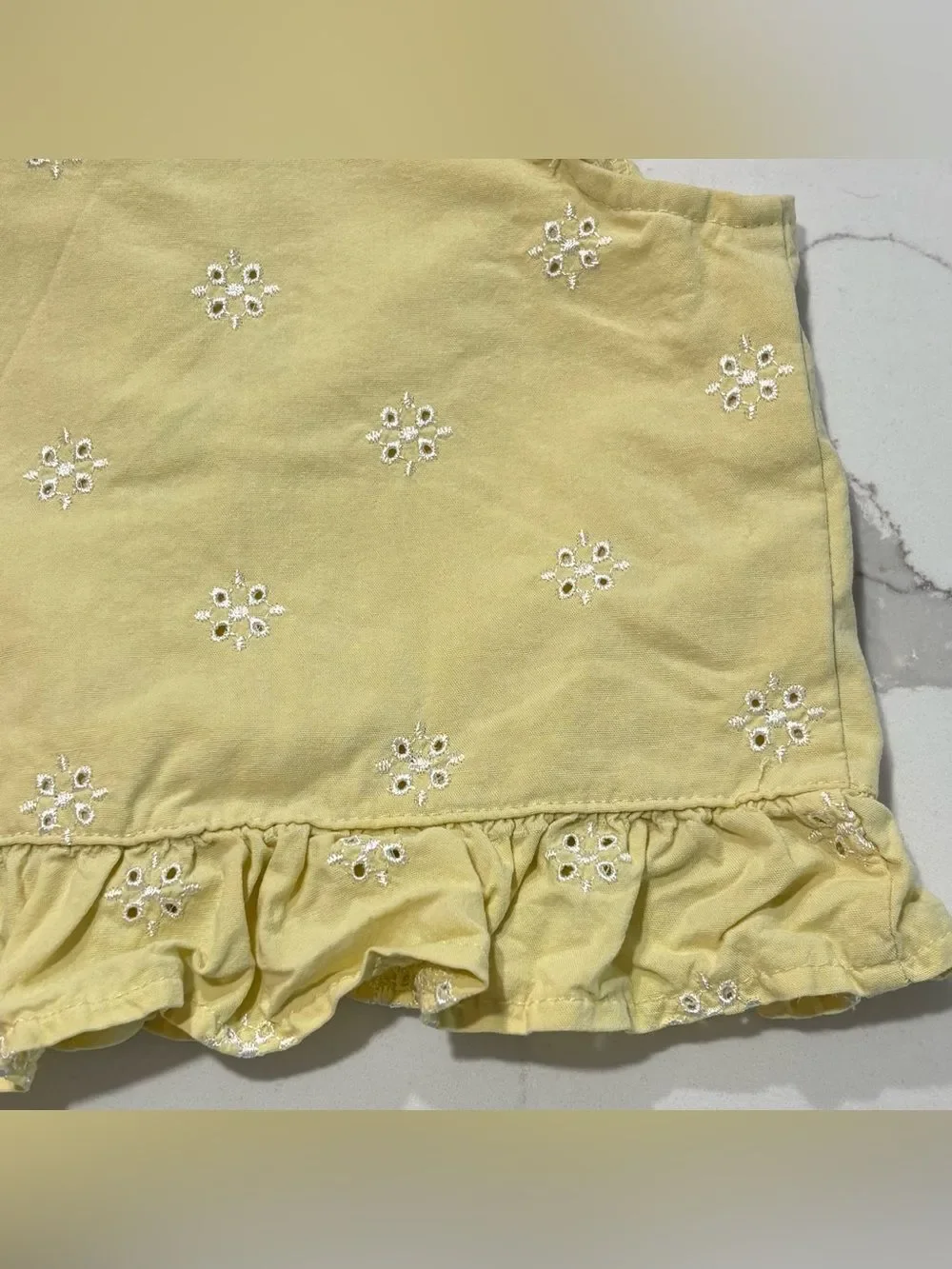 Little Lass Yellow Eyelet Ruffle Strap Sleeveless Wooden Button Down Tank Top 3T
